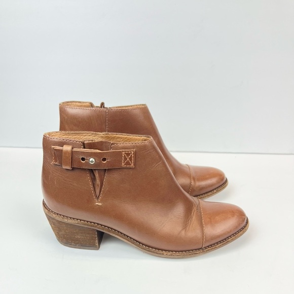 Madewell Shoes - Madewell Tan Leather Ankle Booties Size 7.5 Brown Leather Boots